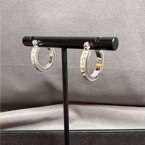 SILVER HOOP EARRINGS WITH PAVÉ CRYSTALS